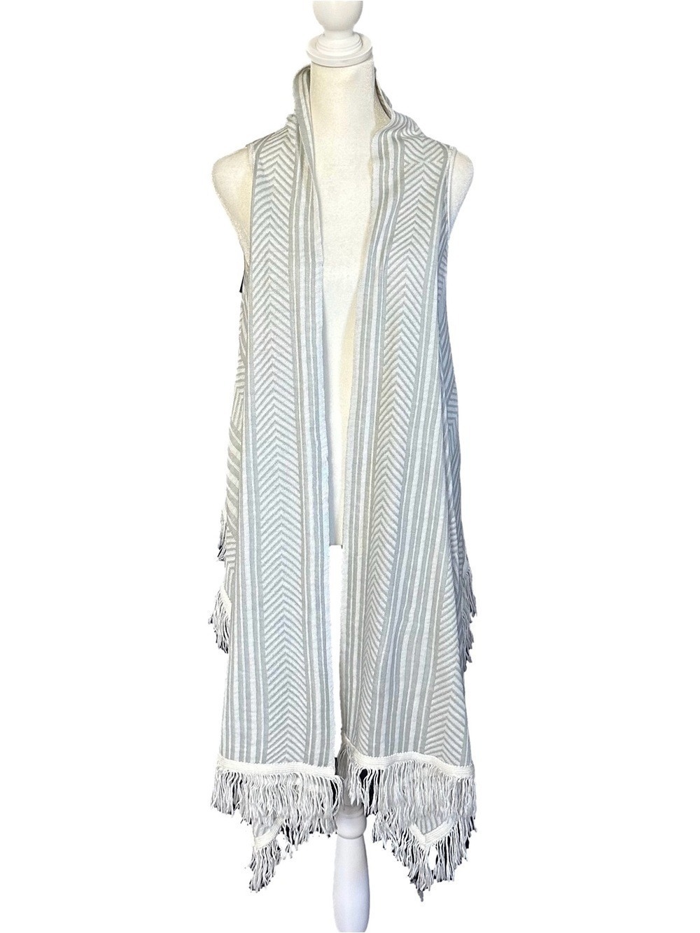 BCBGeneration Summer Love Fringed Vest Boho Festival Grey Size OS
